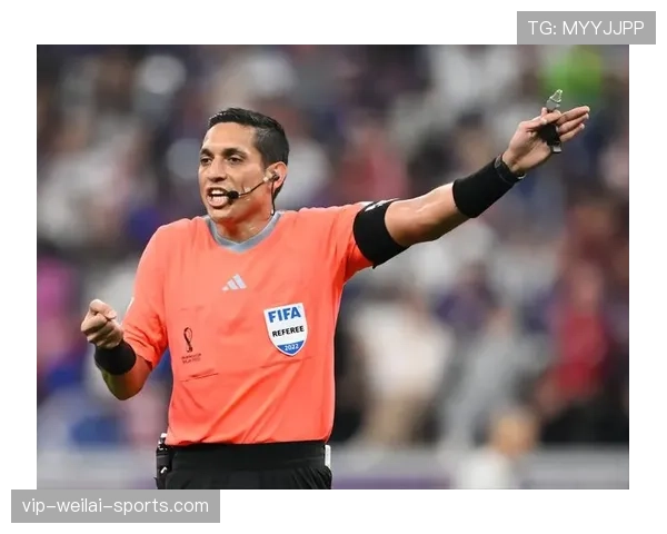 为什么裁判哨响后进球无效？哨音规则的判罚逻辑解析